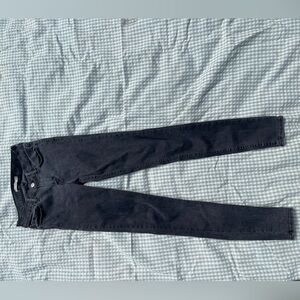 Vintage Levi’s 710 Super Skinny Size 27